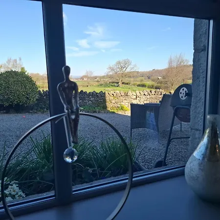 The Dairy, Yealand Redmayne In A Rural Setting, Bring Your Dogs And Horse Beetham