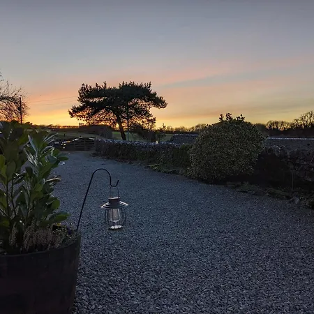 The Dairy, Yealand Redmayne In A Rural Setting, Bring Your Dogs And Horse Semesterbostad Beetham