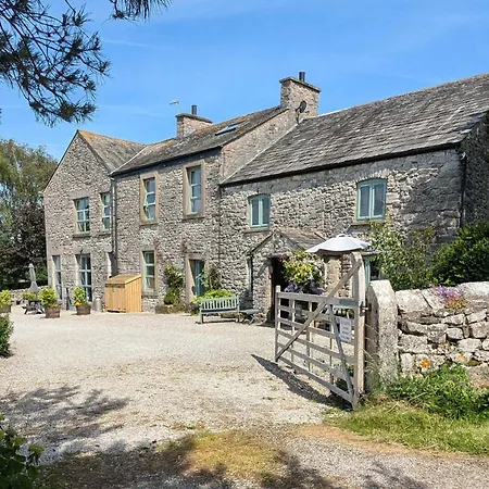 The Dairy, Yealand Redmayne In A Rural Setting, Bring Your Dogs And Horse *